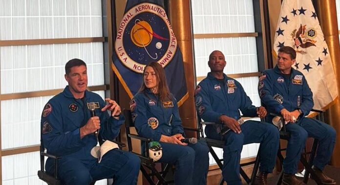 Da Lua à ONU: A humanidade no ponto mais distante do espaço