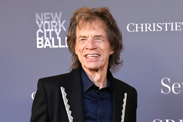 Festa com Mick Jagger na Itália é interrompida por barulho - 22/05/2026 - Ilustrada