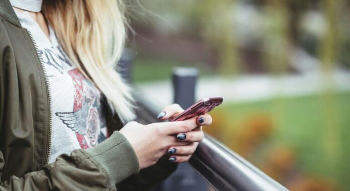 Relatoras denunciam exploração sexual em plataformas digitais