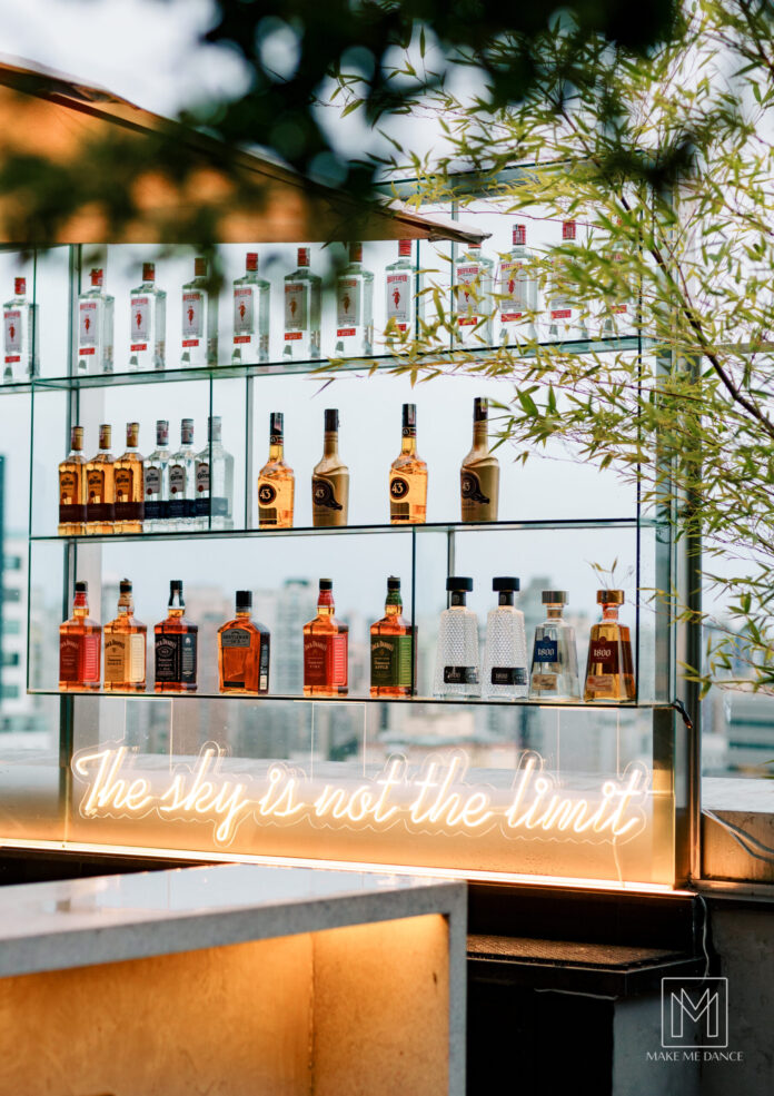 300 SKY-7 300 Sky Bar