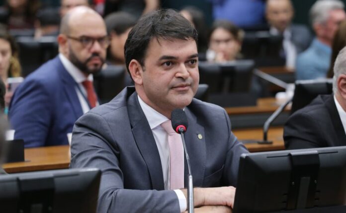Discussão e votação de propostas legislativas. Dep. Rubens Pereira Júnior (PT - MA)