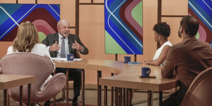 "Vamos ver quem é quem", diz Lula sobre redução da "Vamos ver quem é quem", diz Lula sobre redução da jornada de trabalho