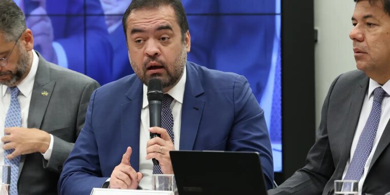 TSE mantém condenação de Claudio Castro à inelegibilidade