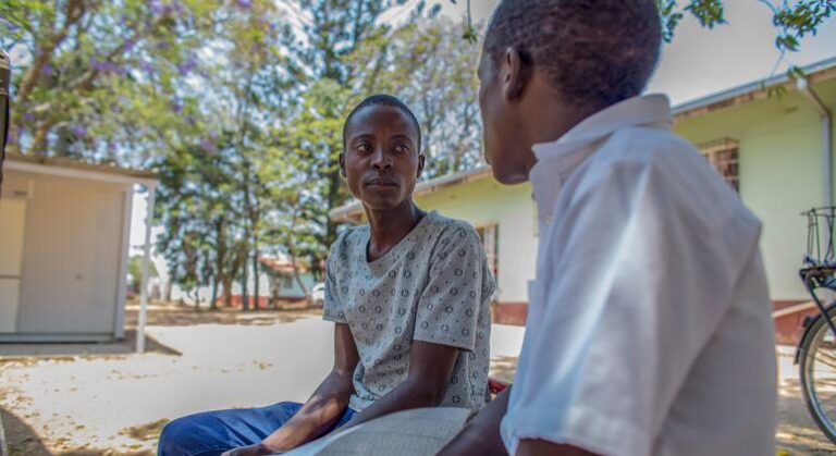 Encontro da ONU reforça compromisso na resposta global ao HIV