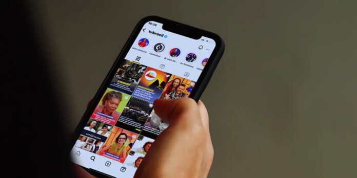 Redes sociais causam polarização e isolamento político em jovens