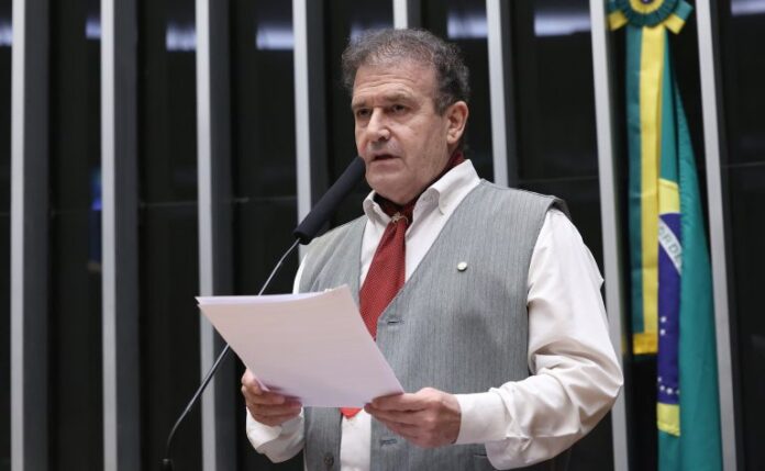Discussão e votação de propostas legislativas. Dep. Pompeo de Mattos (PDT - RS)