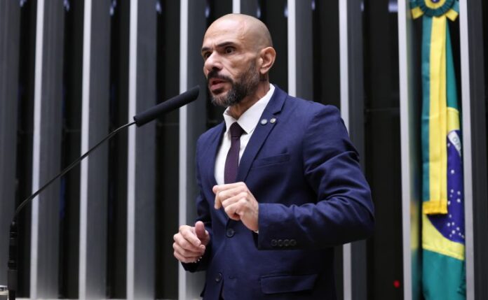 Discussão e votação de propostas legislativas. Dep. Sargento Portugal (PODE - RJ)
