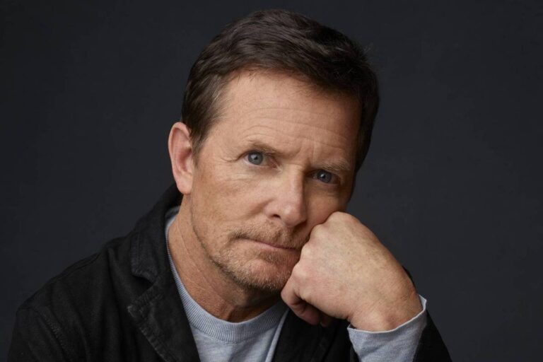 Michael J. Fox diz que voltar a atuar prolongou sua vida - 23/07/2026 - Ilustrada