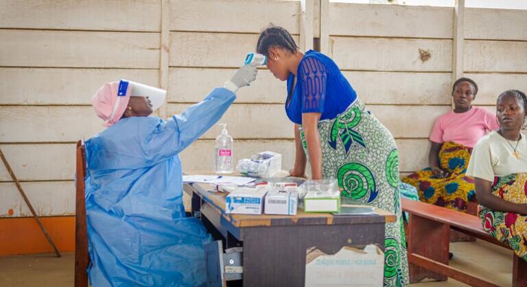 RD Congo: maioria das mortes por ebola ocorre fora das unidades de saúde