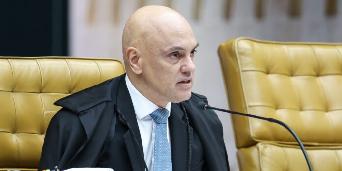 Moraes dá 48 horas para Bolsonaro informar se autorizou vídeo Moraes dá 48 horas para Bolsonaro informar se autorizou vídeo com IA