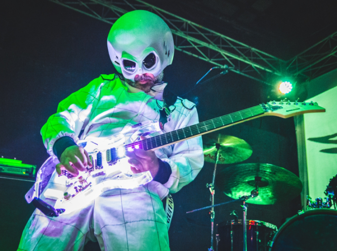 Captura de tela 2026-07-31 124155 Alien Guitar