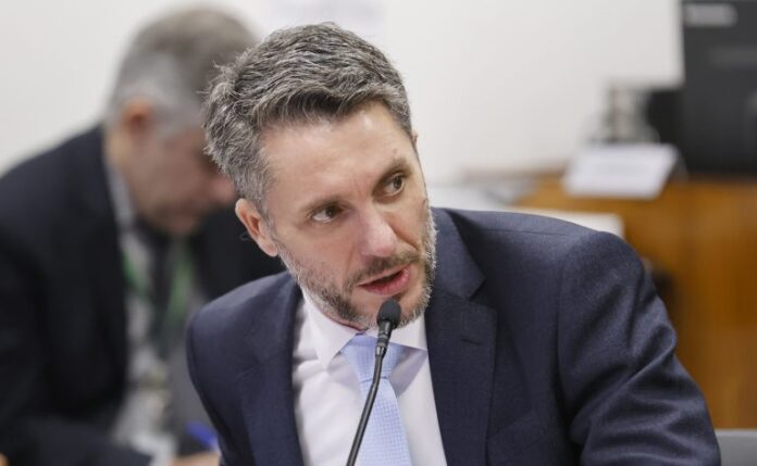 Comissão aprova projeto que reforça prioridade de atendimento para cuidadores Reunião de Líderes. Dep. Alex Manente (CIDADANIA - SP)