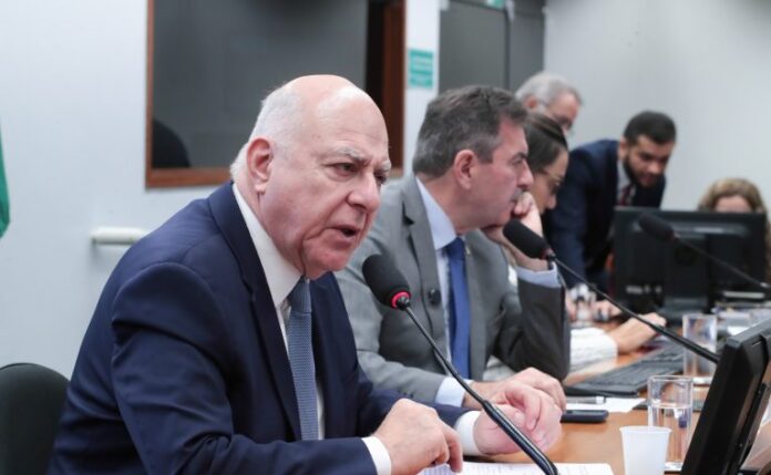 Comissão especial aprova aumento de repasses para municípios e criação Discussão e votação do parecer do relator. Dep. Arnaldo Jardim (CIDADANIA-SP)