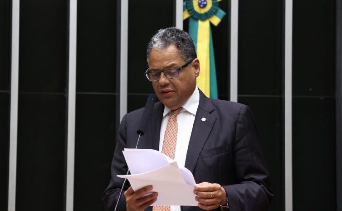 Discussão e votação de propostas legislativas. Dep. Antonio Brito (PSD - BA)