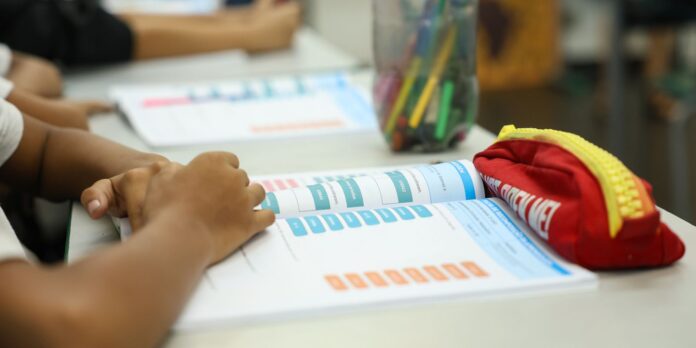 Educação política passa a integrar currículo escolar brasileiro Educação política passa a integrar currículo escolar brasileiro
