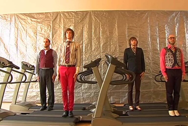 Here It Goes Again, clipe viral da OK Go, faz 20 anos - 06/08/2026 - Ilustrada