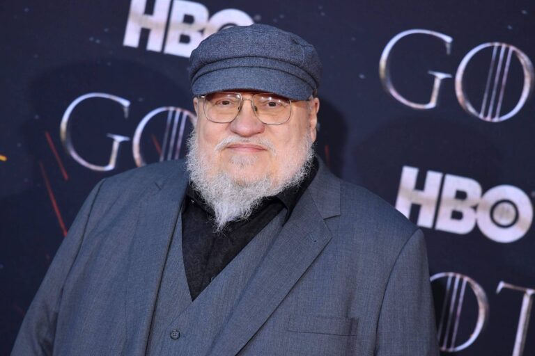 George R.R. Martin, de 'Game of Thrones', relata depressão - 05/08/2026 - Ilustrada