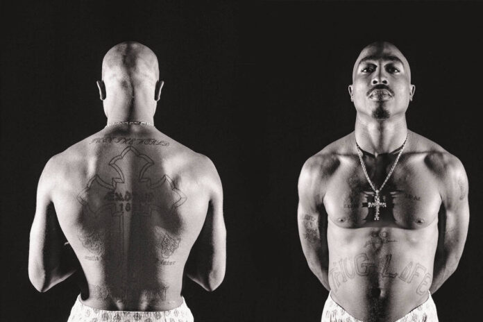 Tiroteio ocorre perto do tribunal que julga morte de Tupac Tiroteio ocorre perto do tribunal que julga morte de Tupac - 19/08/2026 - Ilustrada