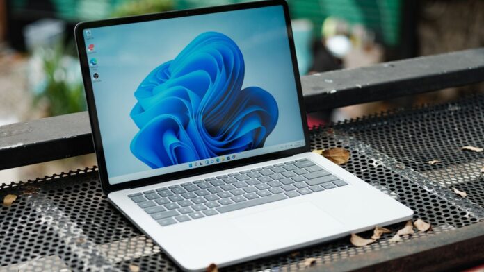 Windows 11 finalmente permite reposicionar a Barra de Tarefas e desligar o Bing