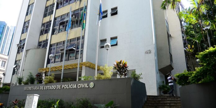 Polícia do Rio faz operações para prender dezenas de integrantes Polícia do Rio faz operações para prender dezenas de integrantes do CV