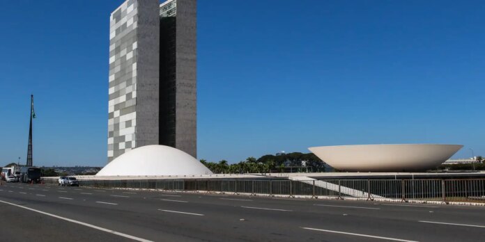 Governo e Congresso acertam pautas para esforço concentrado de votação Governo e Congresso acertam pautas para esforço concentrado de votação