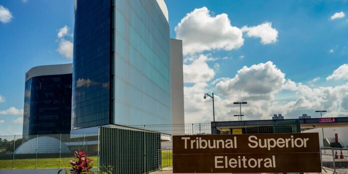 TSE se reúne nesta quinta em busca de consenso sobre TSE se reúne nesta quinta em busca de consenso sobre IA nas eleições