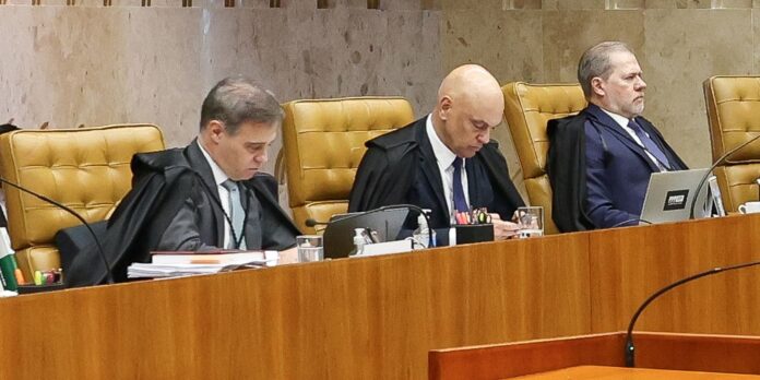 Mendonça acusa Moraes de direcionar investigação no STF Mendonça acusa Moraes de direcionar investigação no STF