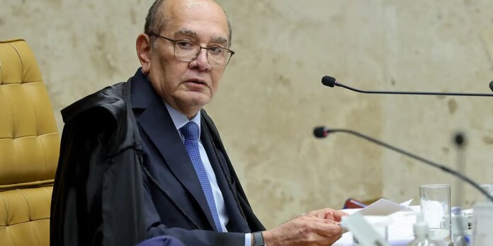 Gilmar Mendes valida reajuste do Bolsa Família Gilmar Mendes valida reajuste do Bolsa Família