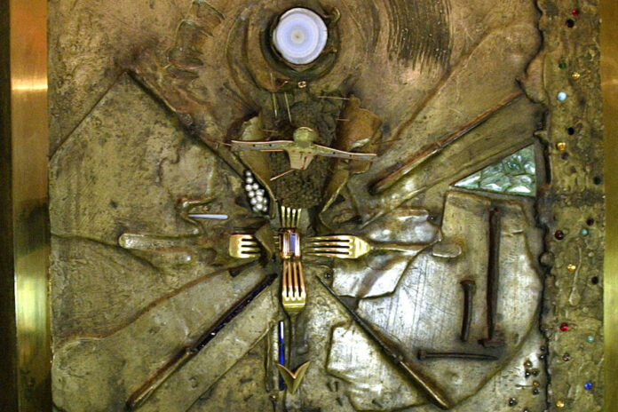 Peça de Salvador Dalí é roubada de museu na França Peça de Salvador Dalí é roubada de museu na França - 05/10/2026 - Ilustrada