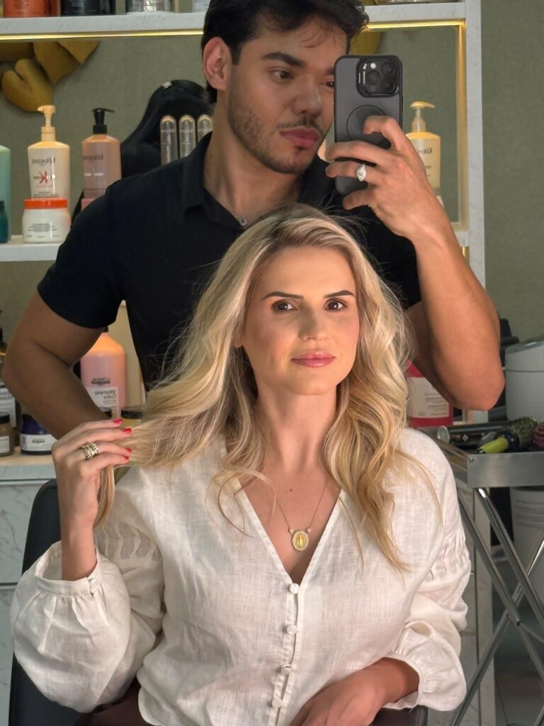 A força de uma mulher que conhece seu valor é capaz de transformar o mundo