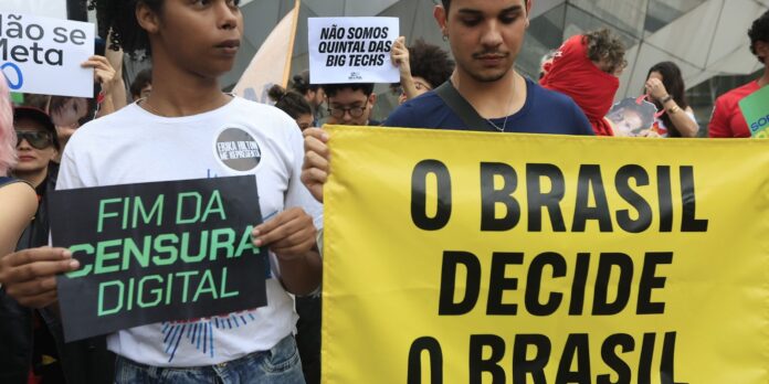 Sociedade civil manifesta preocupação ao TSE por censura nas redes Sociedade civil manifesta preocupação ao TSE por censura nas redes