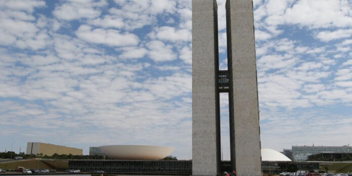 Presidente do Senado marca para segunda votação do fim da Presidente do Senado marca para segunda votação do fim da escala 6x1